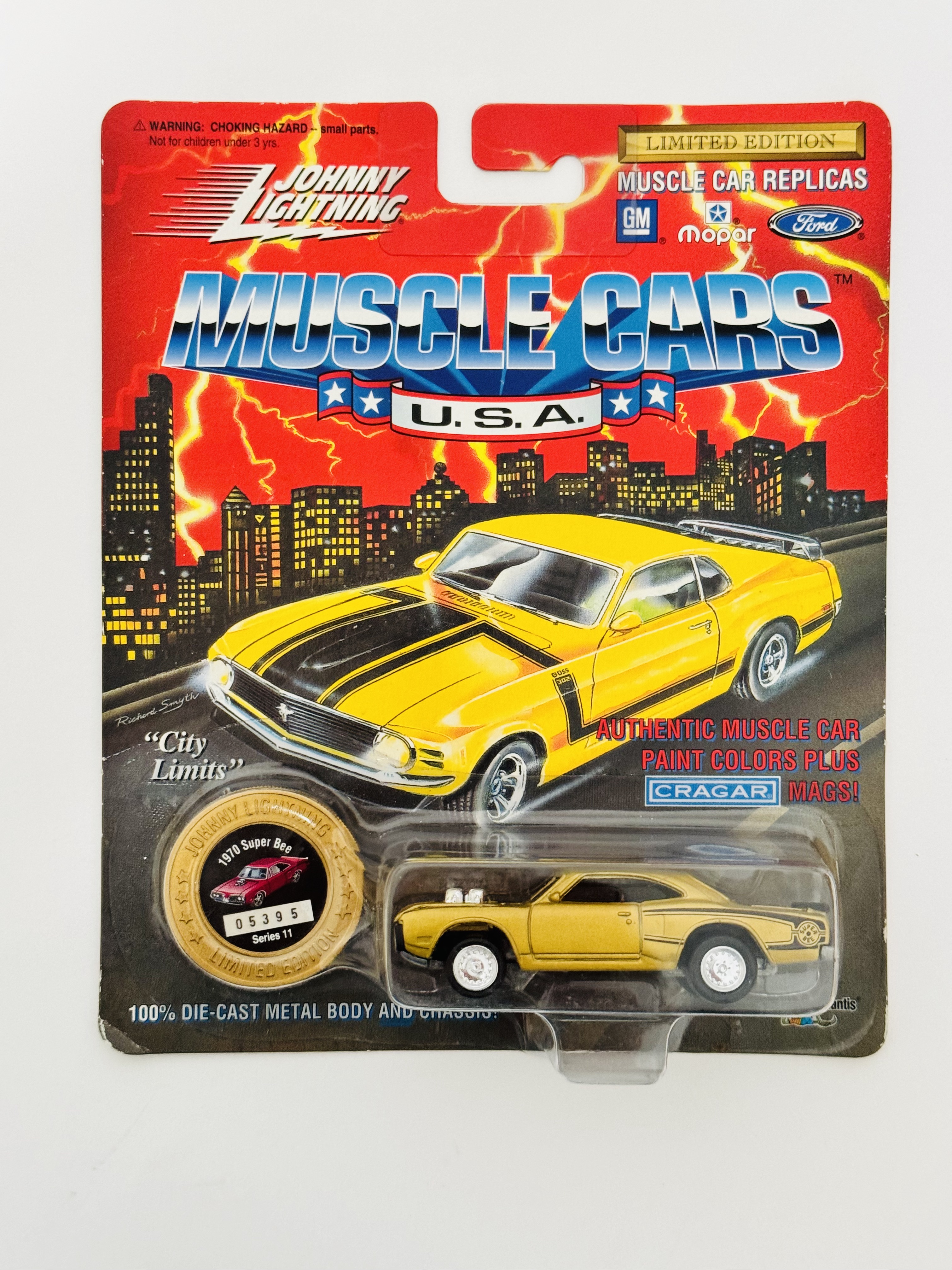 Johnny Lightning Muscle Cars U.S.A. 1970 Super Bee