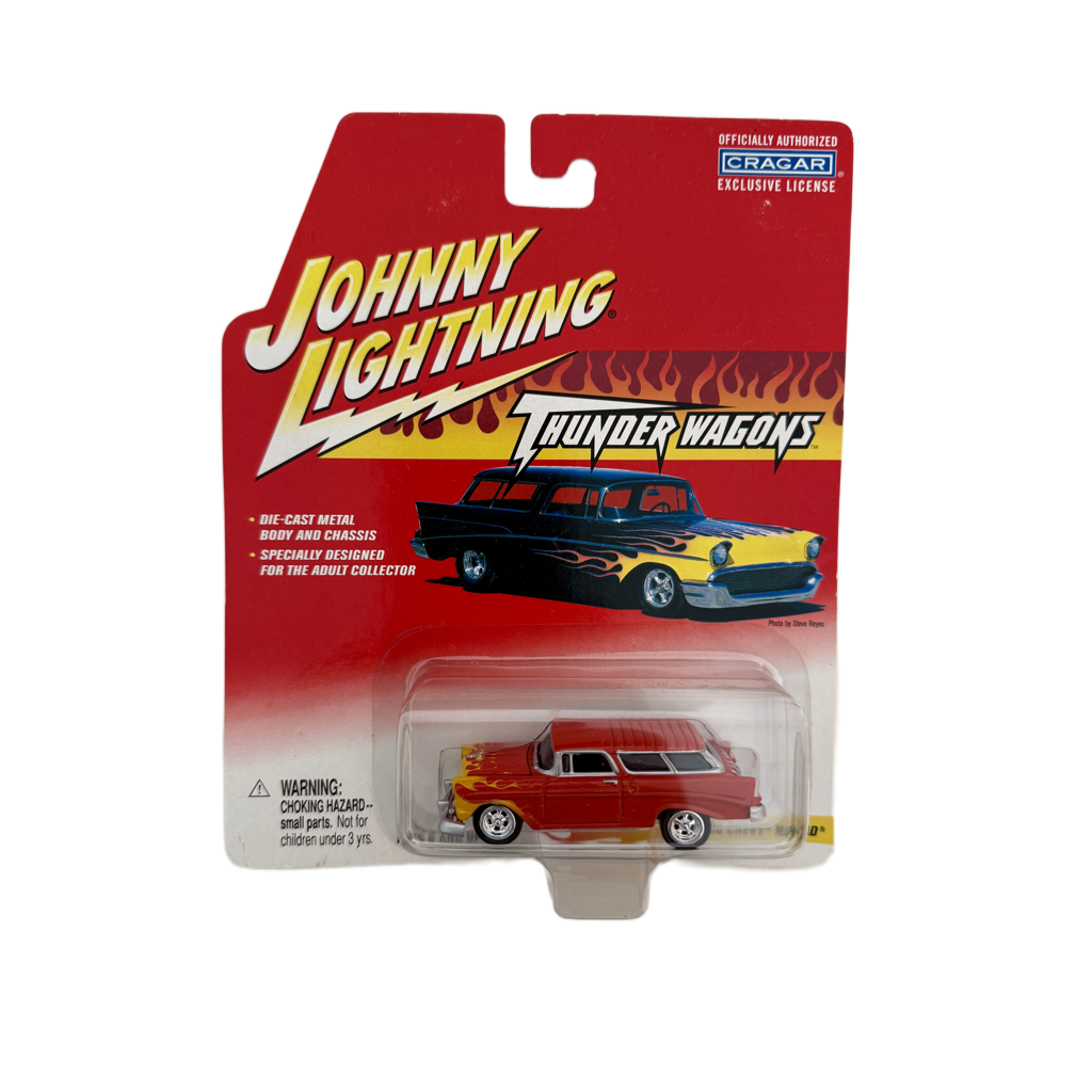 Johnny Lightning Thunder Wagons 1956 Chevy Nomad
