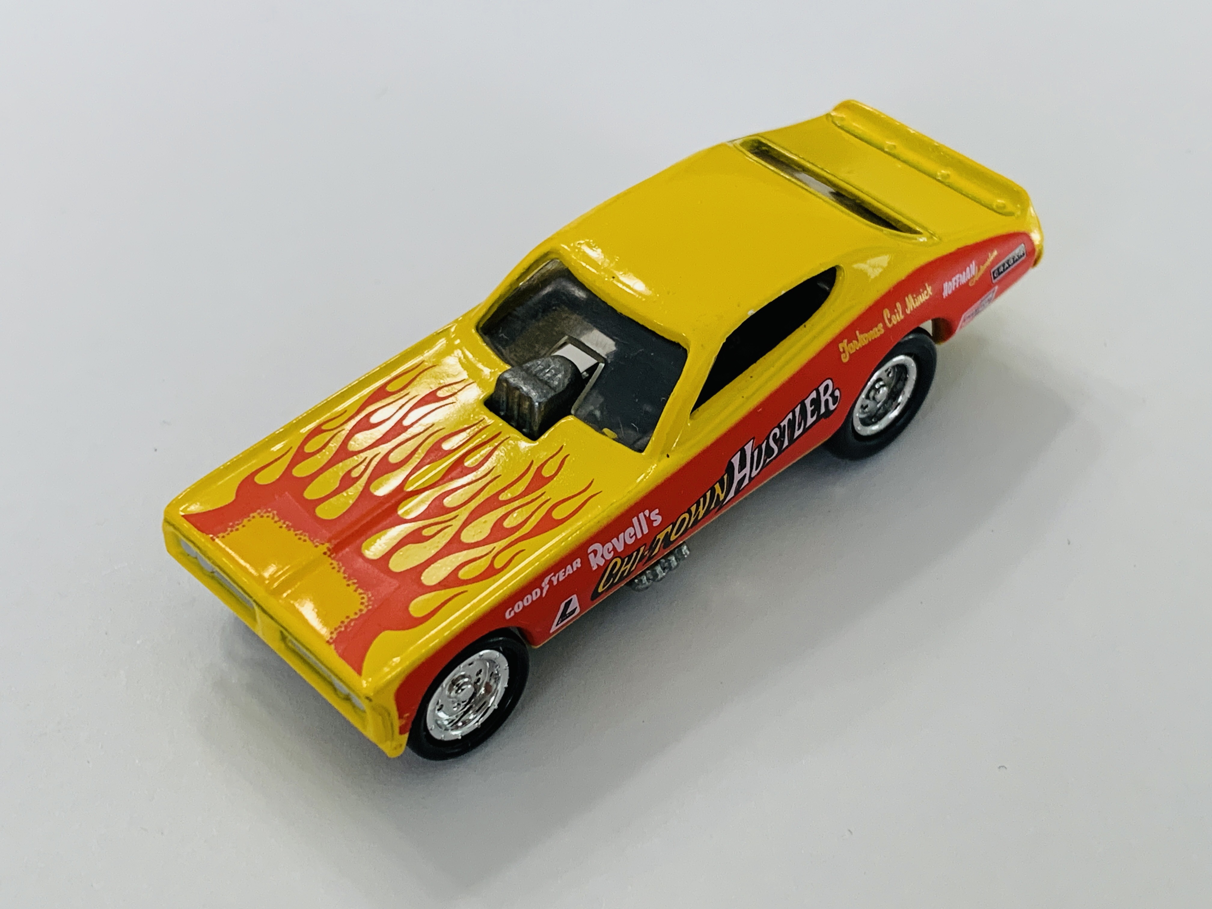 Johnny Lightning Chi-Town Hustler Funny Car - Yellow