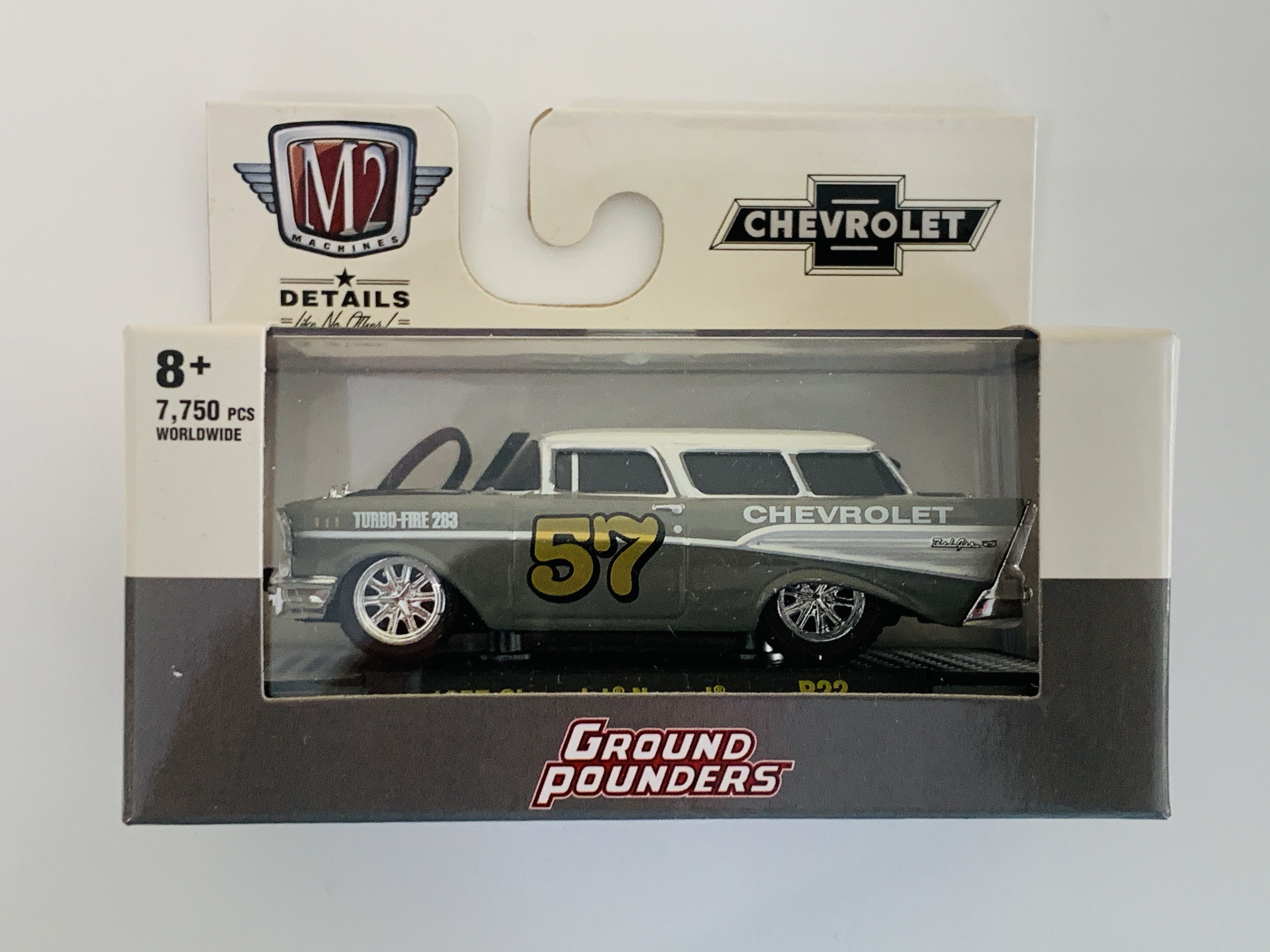 M2 Machines Ground Pounders 1957 Chevrolet Nomad R22