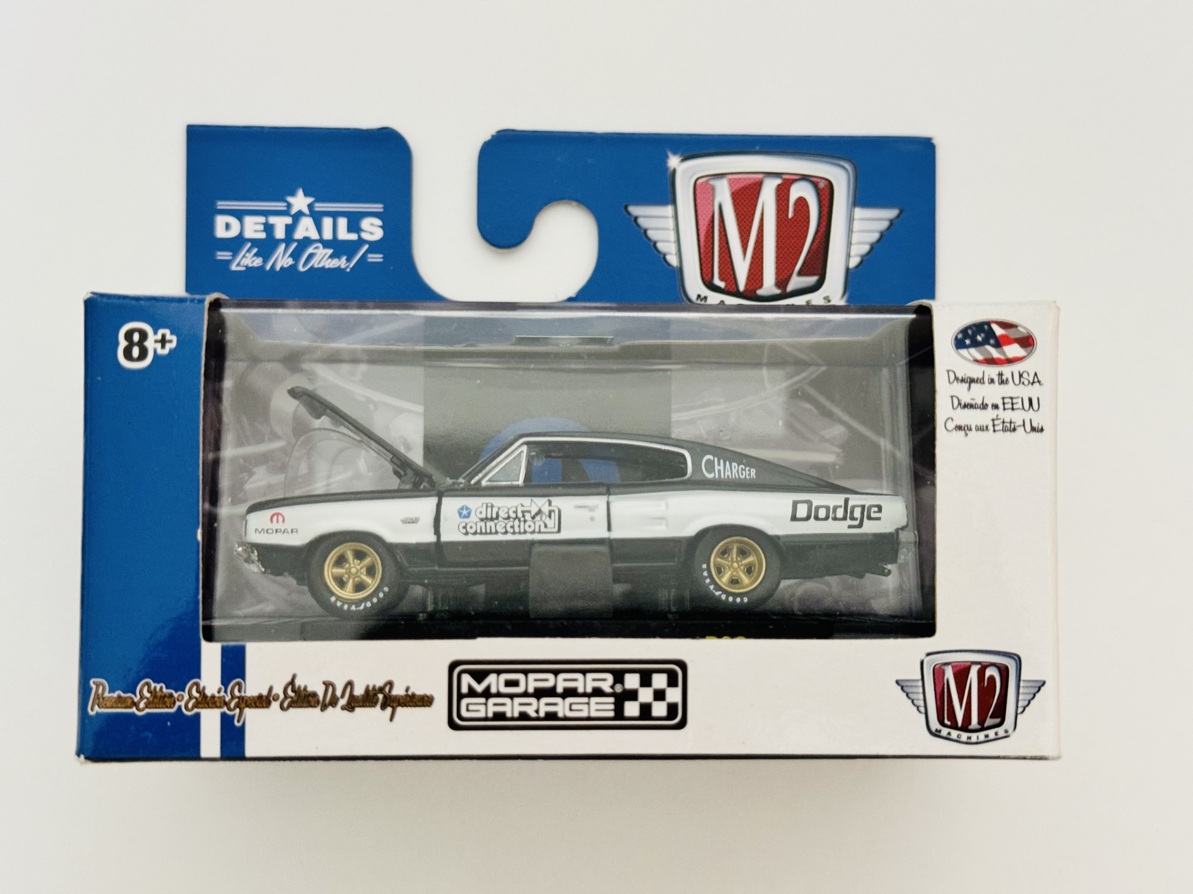 M2 Machines Mopar Garage 1966 Dodge Charger HEMI R36