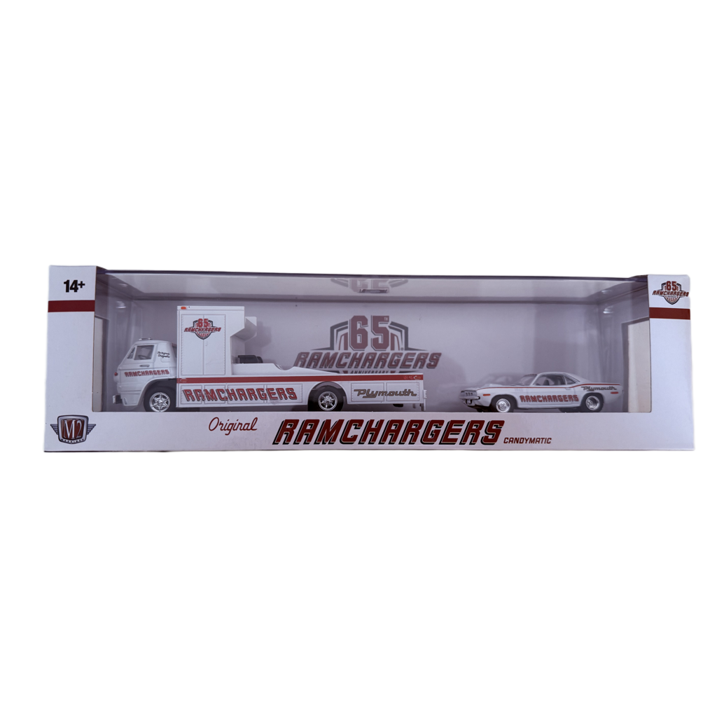 M2 Machines Auto-Haulers Ramchargers 1966 Dodge L600 COE & 1971 Plymouth HEMI Cuda