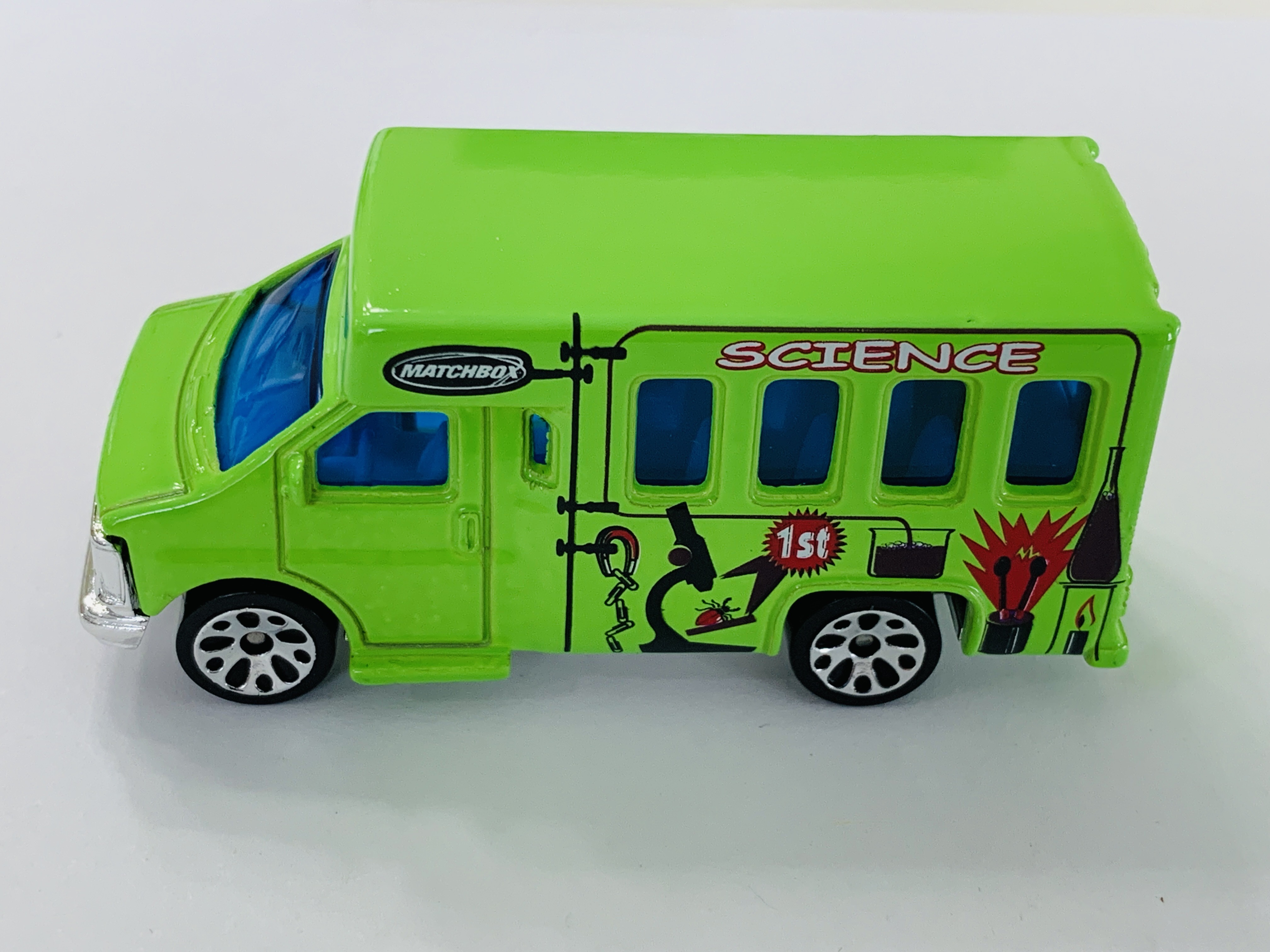 Matchbox Chevy Transport Bus