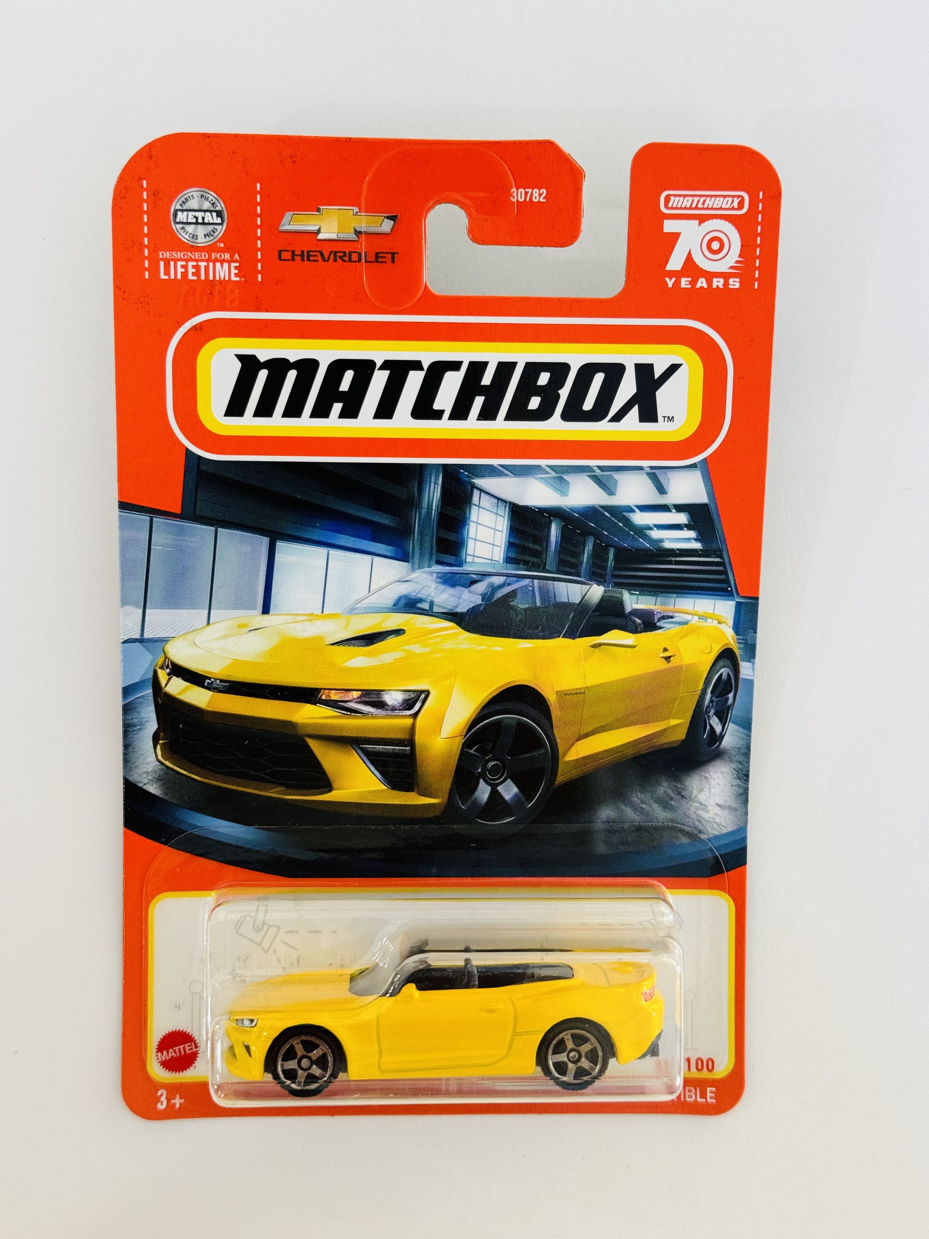 Matchbox #33 '16 Chevy Camaro Convertible - Cracked Blister