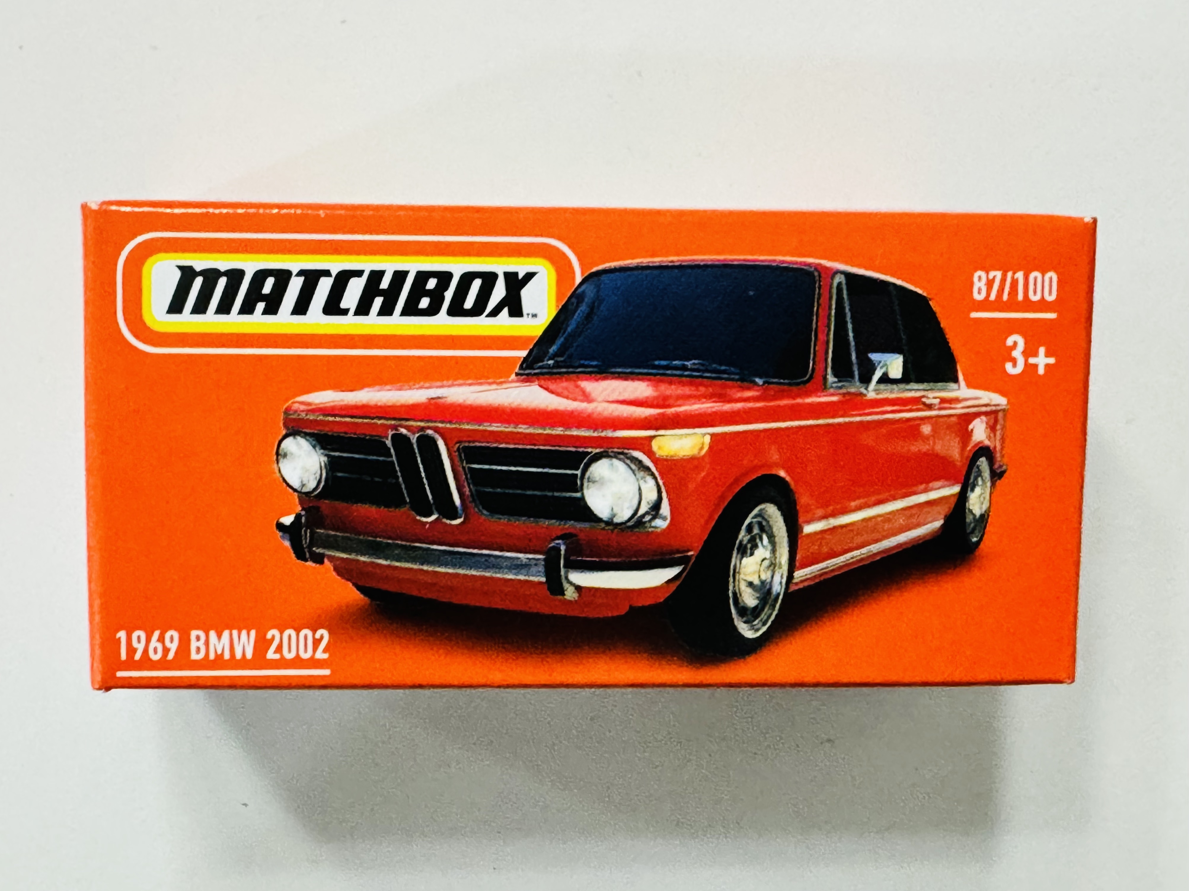 Matchbox Power Grabs #87 1969 BMW 2002