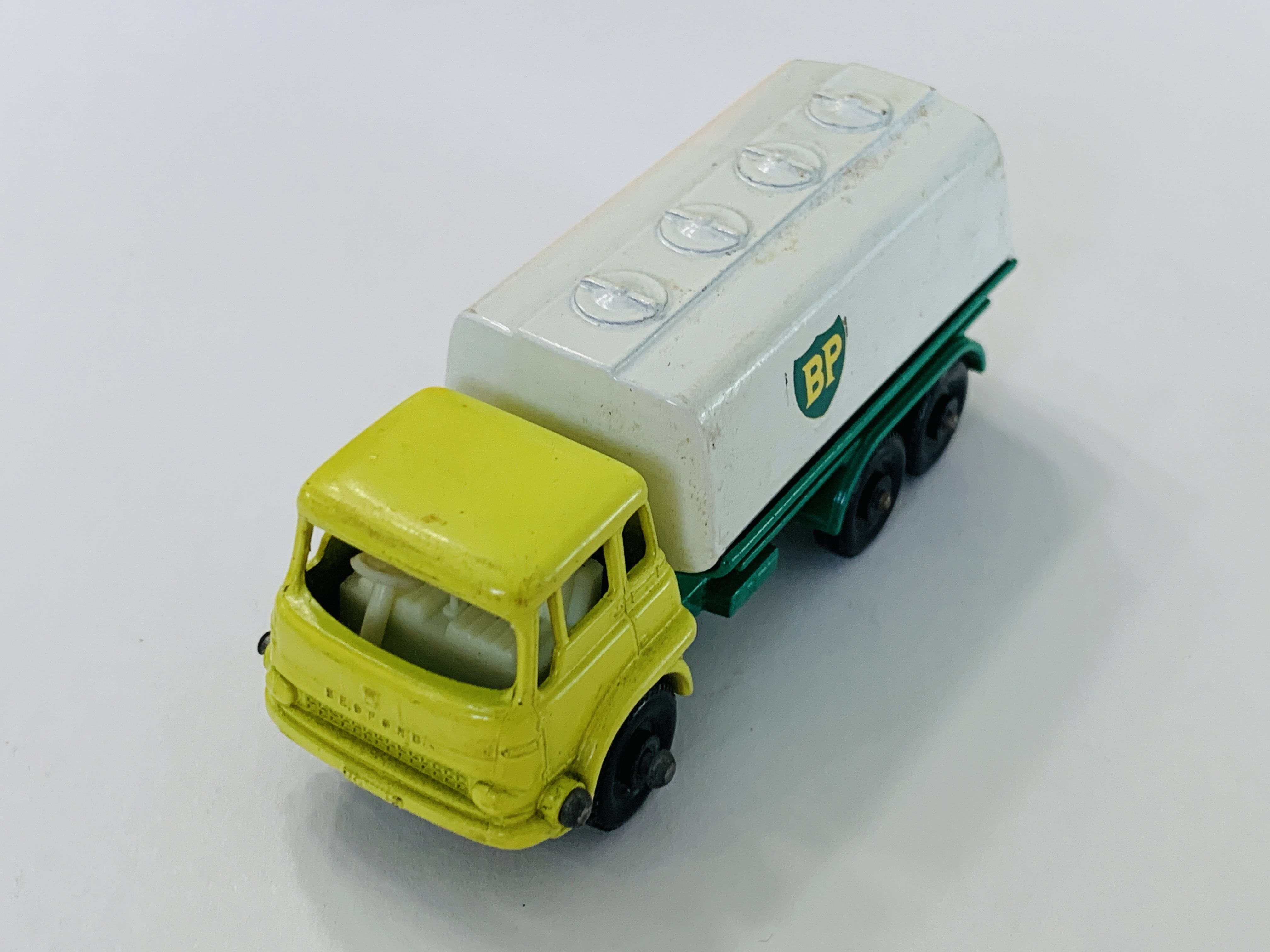 Lesney Matchbox No. 26 BP Petrol Tanker - Yellow Cab